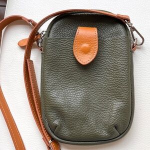 Divina Firenze Olive Pebbled Leather Small Crossbody Made In Italy